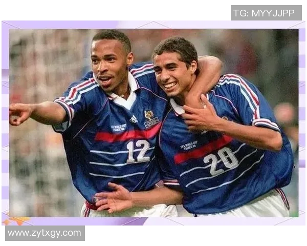 足球天才家族:从父亲到儿子三代球员的荣耀与奋斗之路